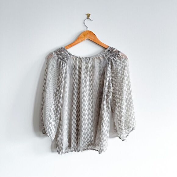 Banana Republic Sheer Blouse Top Gray Cream Elastic Waist Cuffs Women's S - Picture 2 of 8